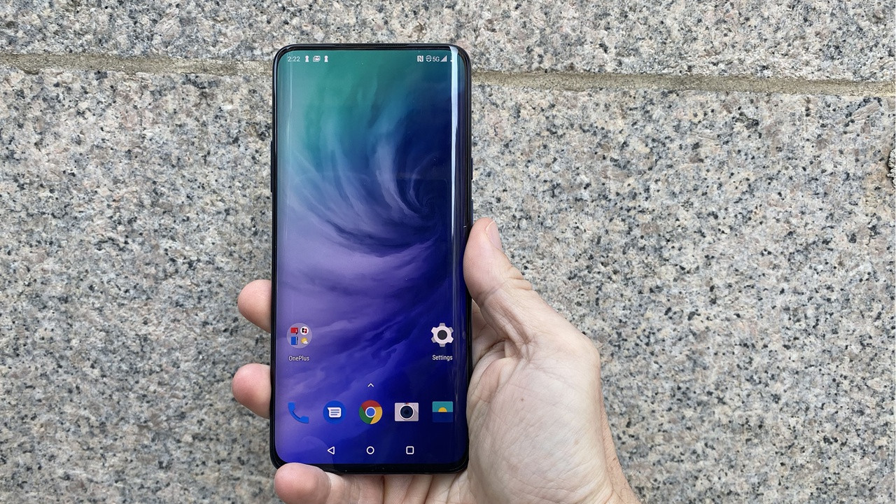 OnePlus 7T Pro With Awesome Display Refresh Rate for PUBG